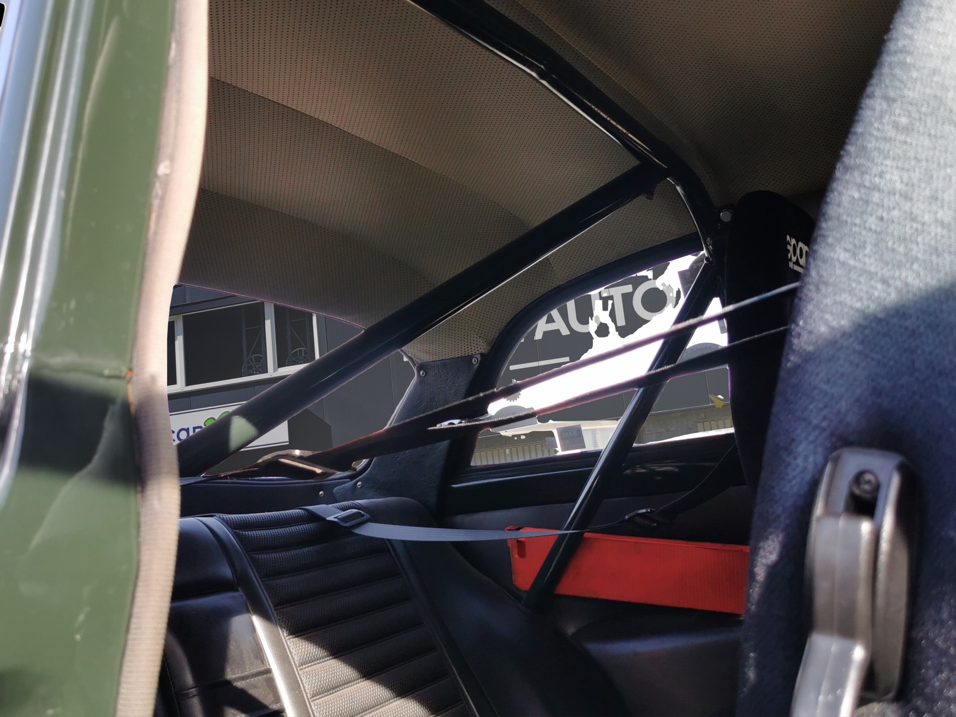 VOLVO 123 GT Rallye Historique-image-14