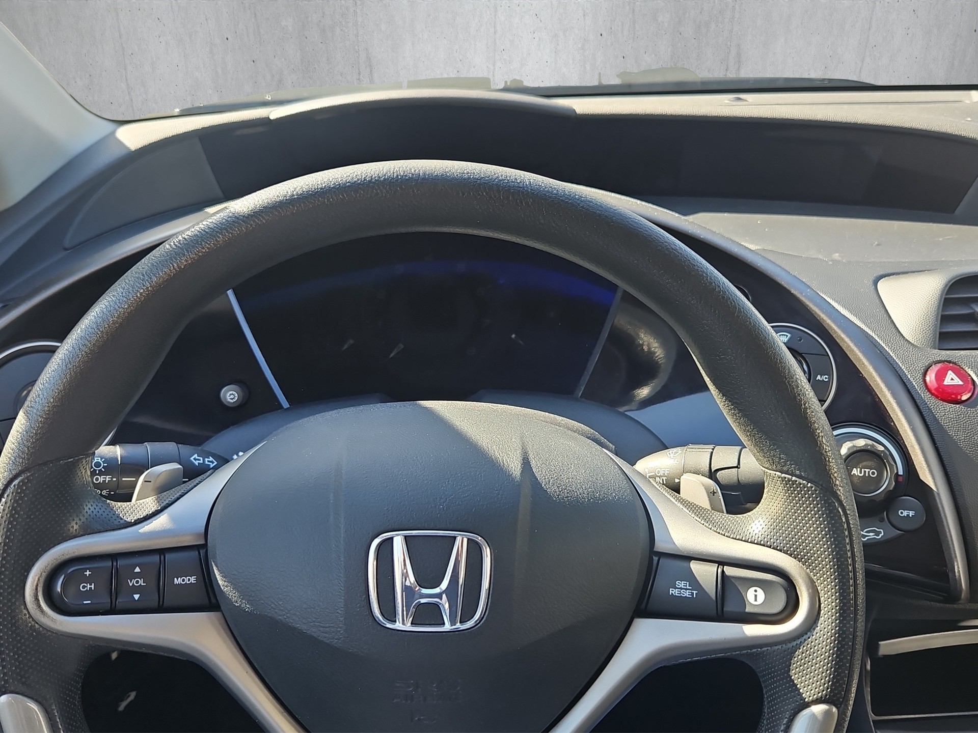 HONDA Civic 1.8i Sport-image-12