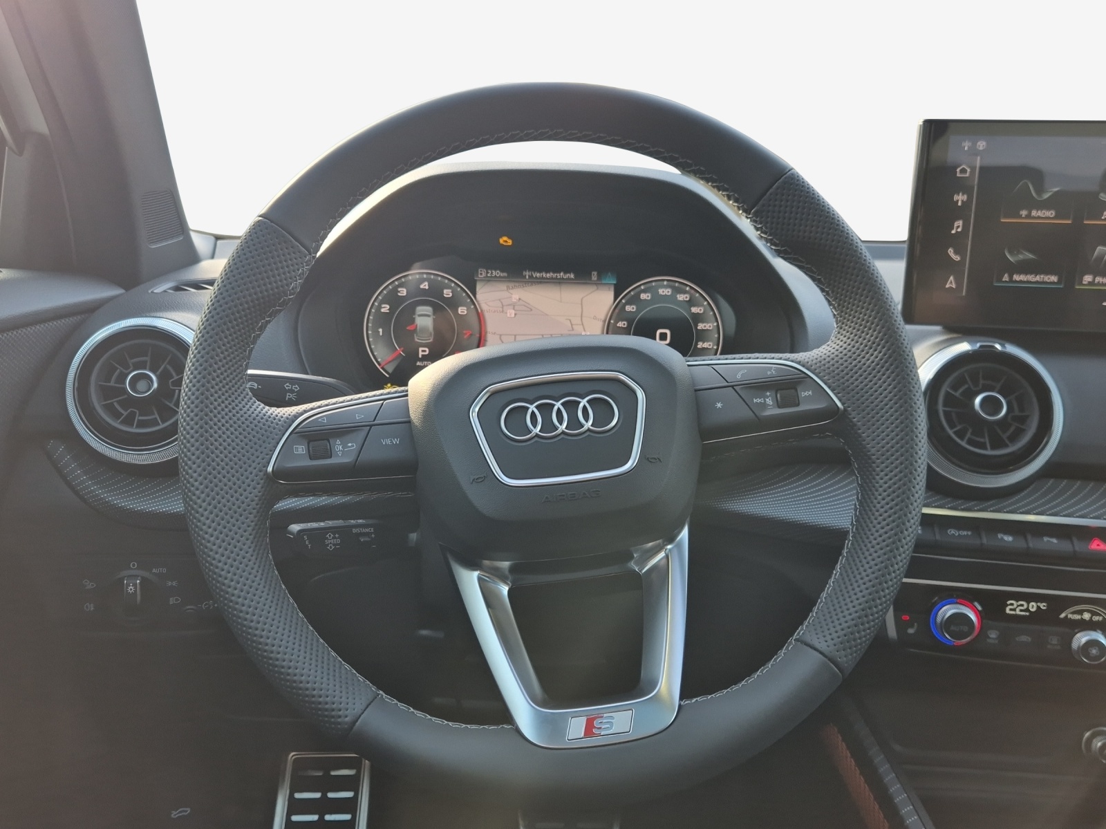 AUDI Q2 40 TFSI S line Attraction quattro S-tronic-image-9
