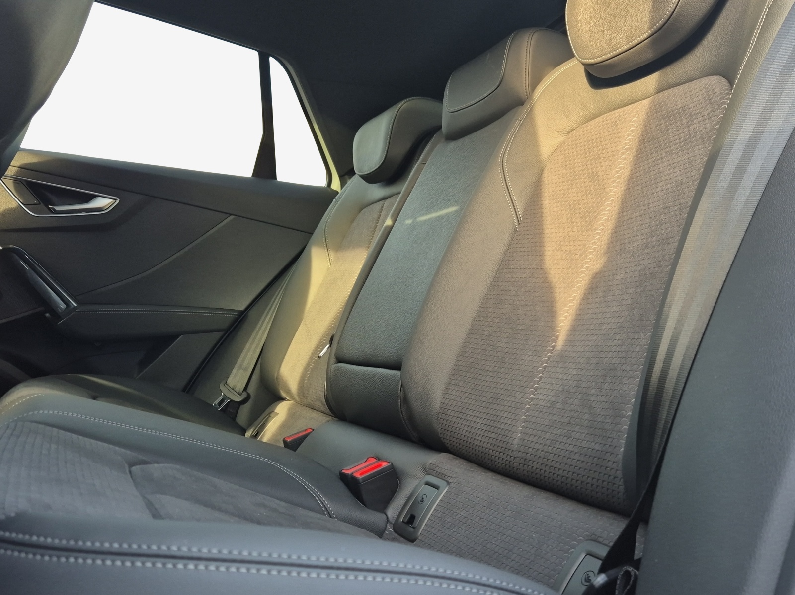 AUDI Q2 40 TFSI S line Attraction quattro S-tronic-image-11