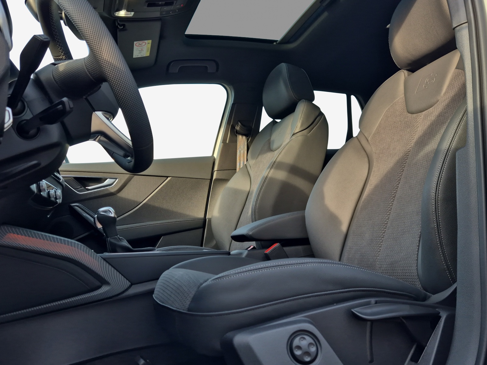 AUDI Q2 40 TFSI S line Attraction quattro S-tronic-image-7