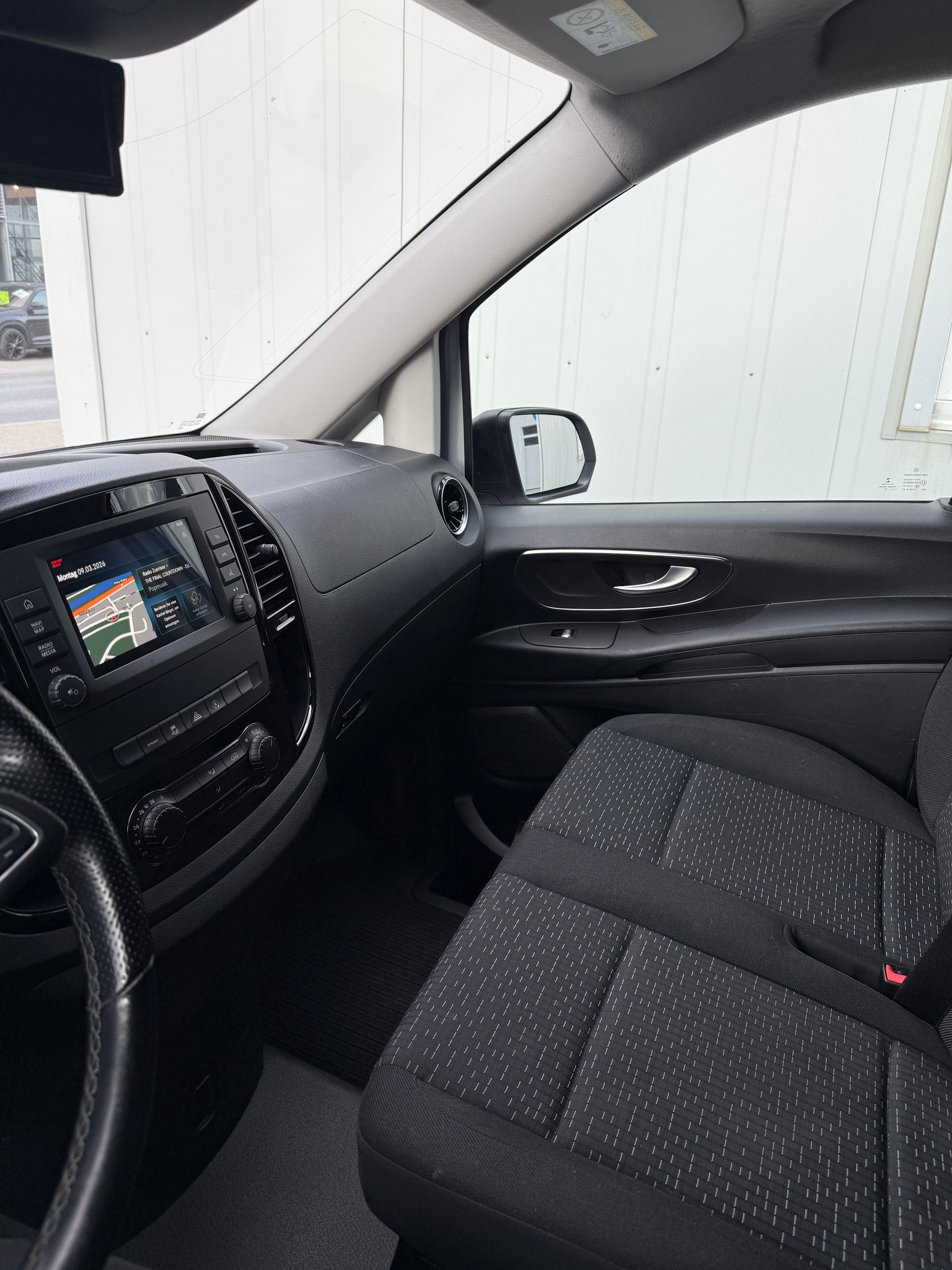 MERCEDES-BENZ Vito 114 EXTRA LANG 4Matic 7G-Tronic Euro 6 *RÜCKFAHRKAMERA * AHK *-image-16