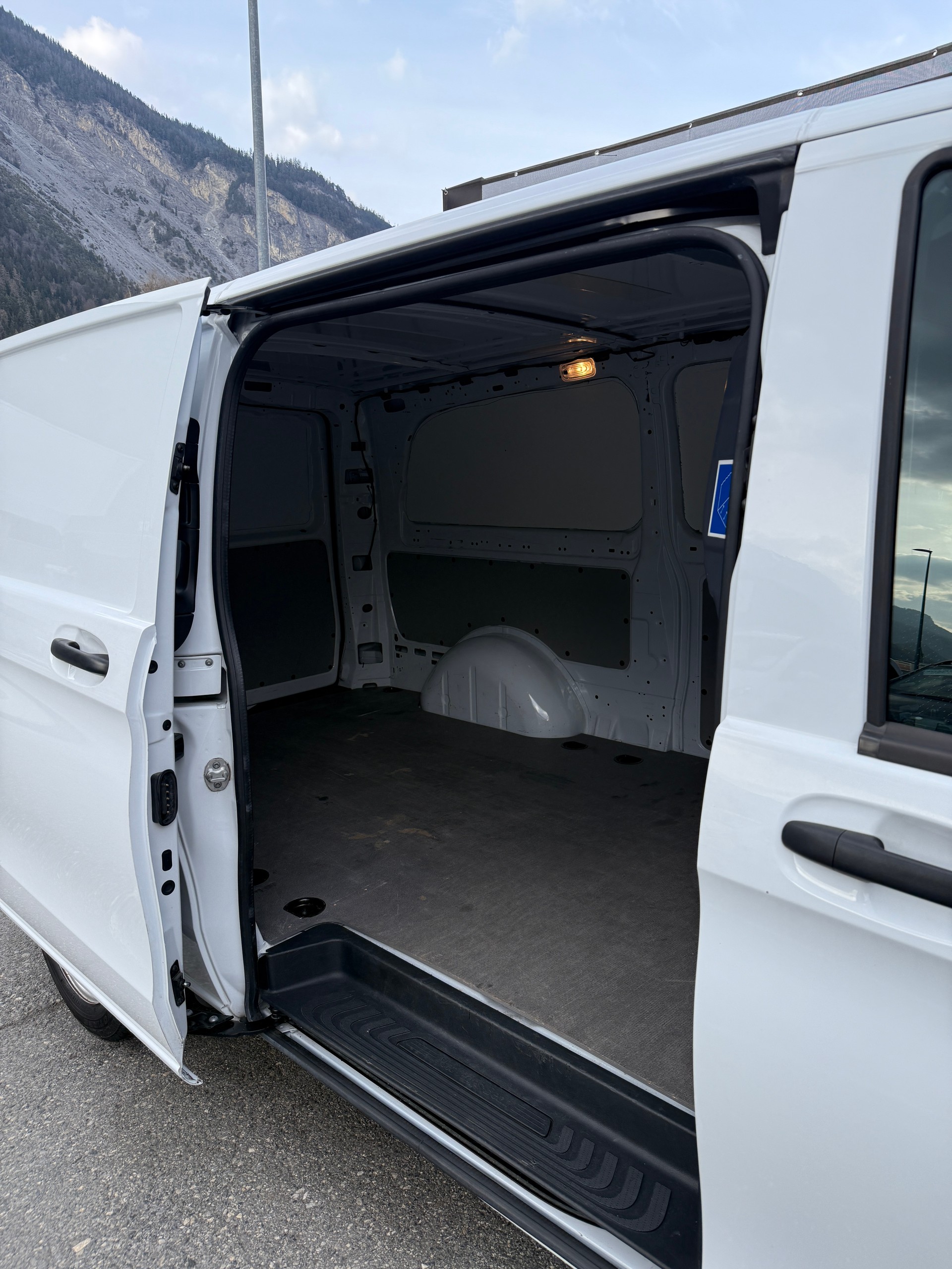 MERCEDES-BENZ Vito 114 EXTRA LANG 4Matic 7G-Tronic Euro 6 *RÜCKFAHRKAMERA * AHK *-image-14