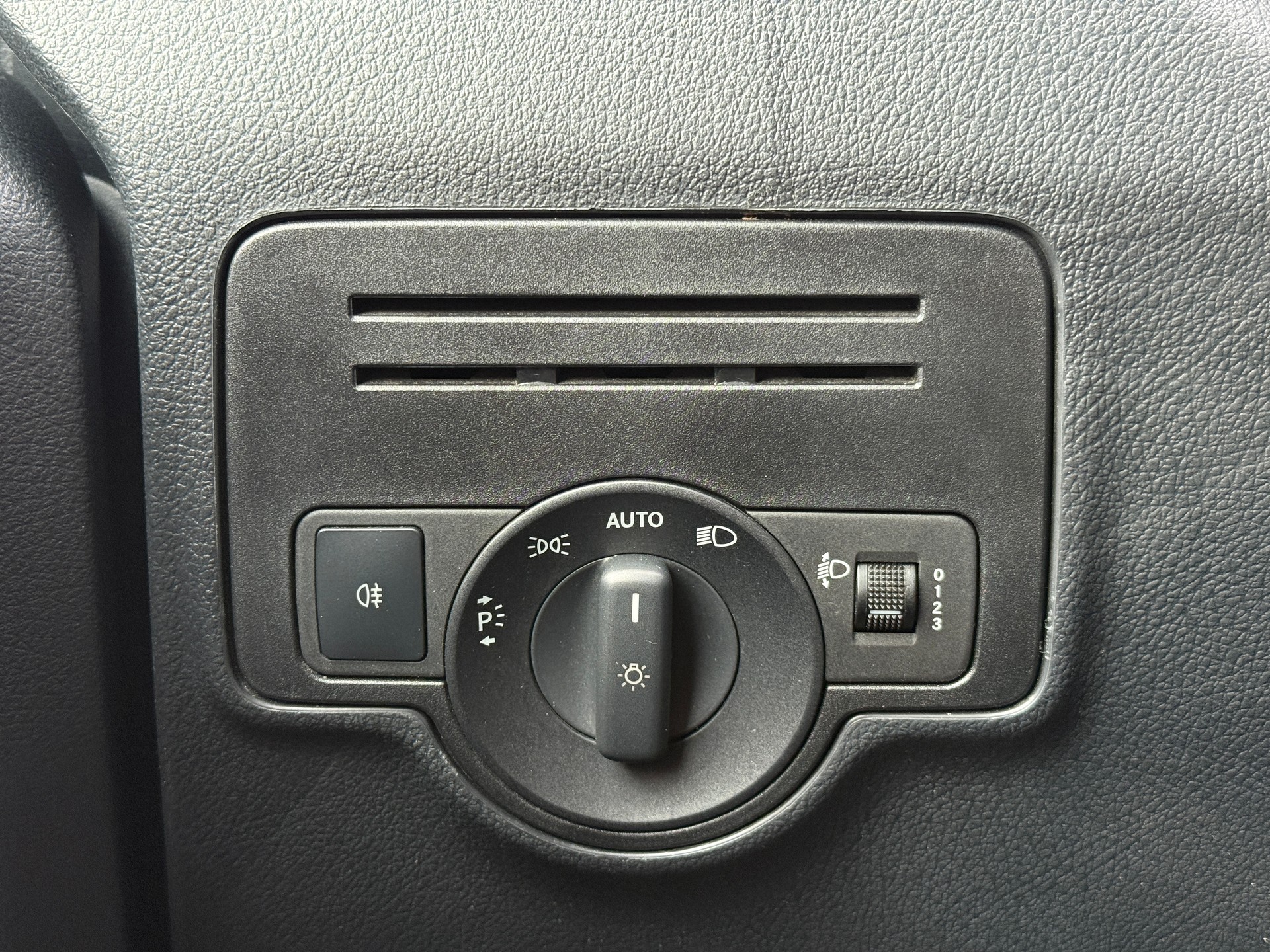 MERCEDES-BENZ Vito 114 EXTRA LANG 4Matic 7G-Tronic Euro 6 *RÜCKFAHRKAMERA * AHK *-image-23