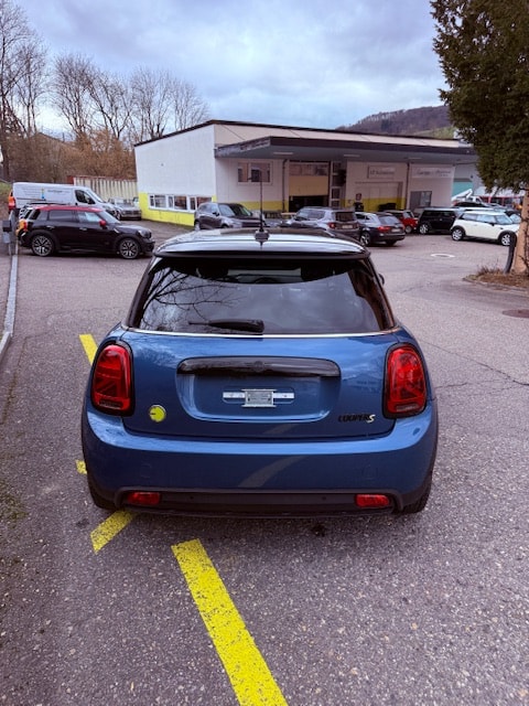 MINI Cooper SE-image-5