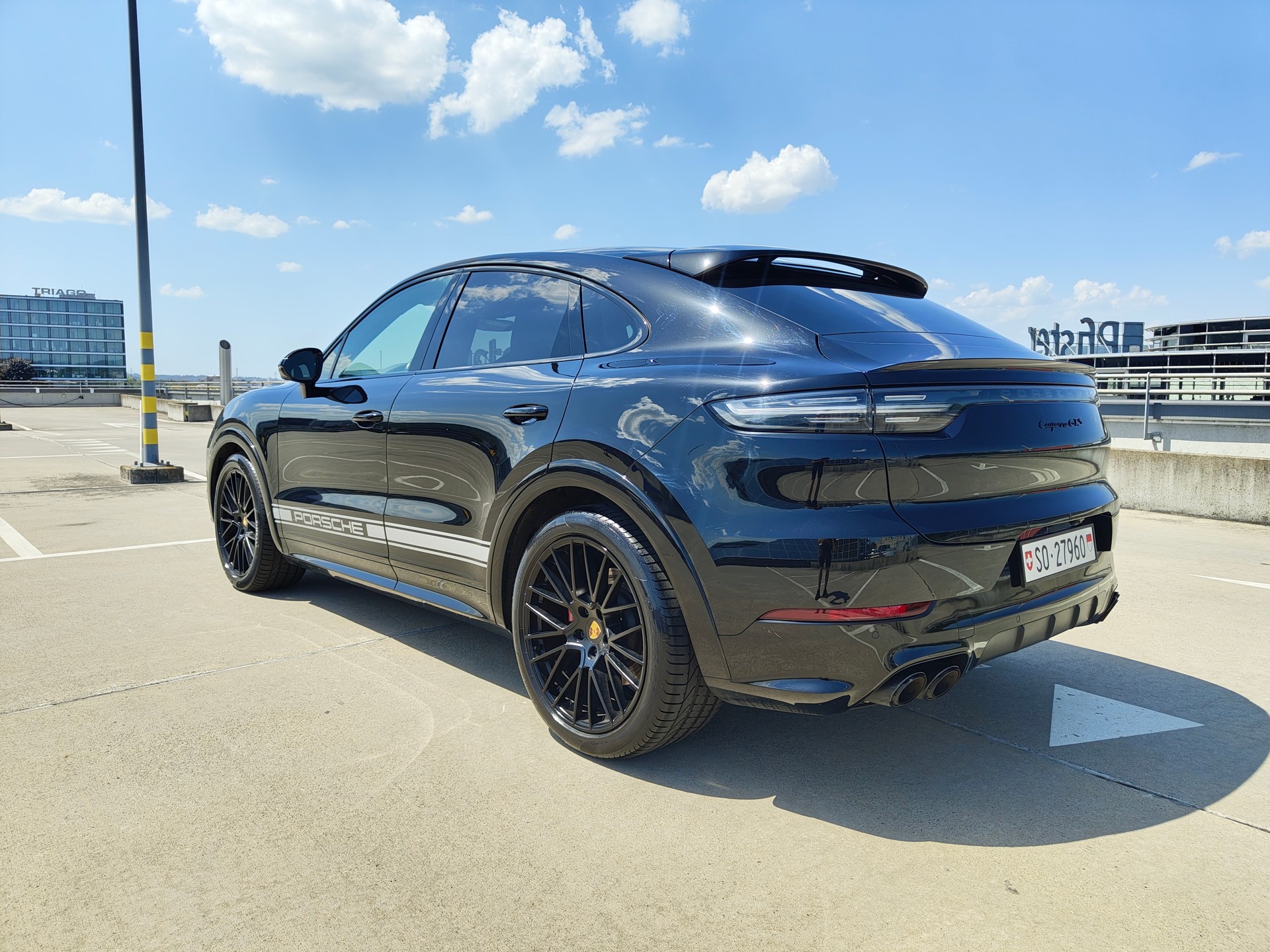 PORSCHE Cayenne GTS Coupé-image-3