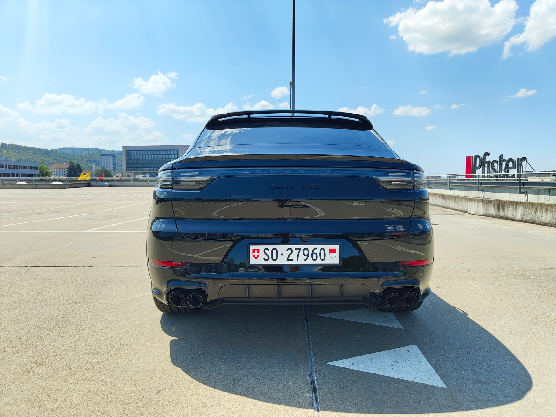 PORSCHE Cayenne GTS Coupé-image-4