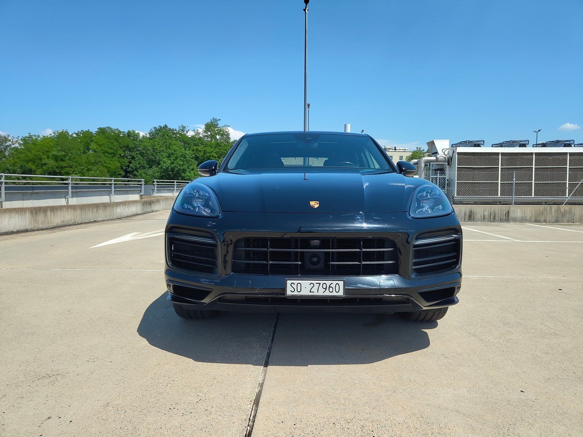 PORSCHE Cayenne GTS Coupé-image-1