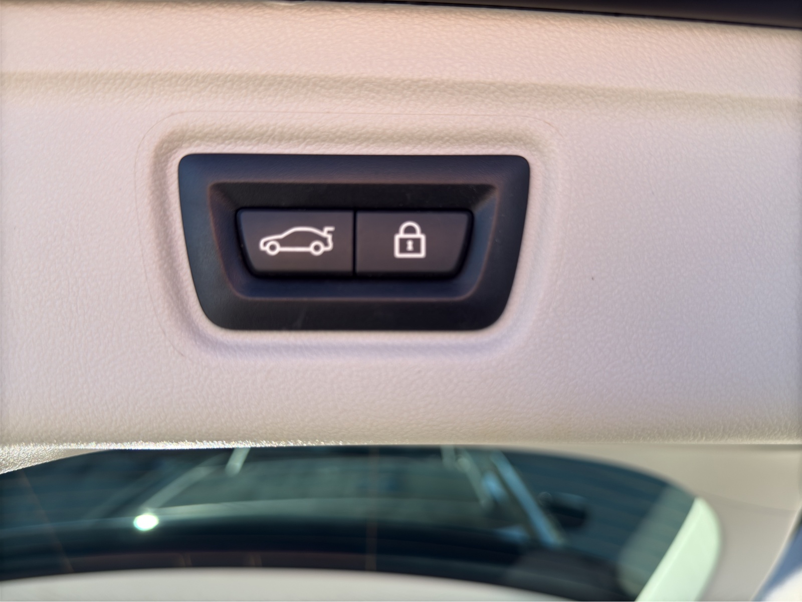 BMW 320e Touring Sport Line Steptronic-image-15