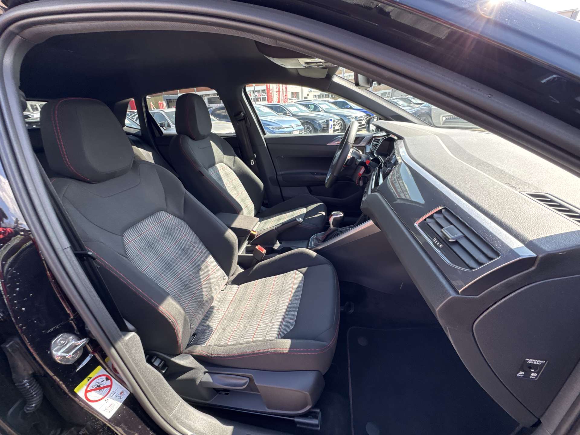 VW Polo 2.0 TSi GTi 207PS DSG-Automat-image-12