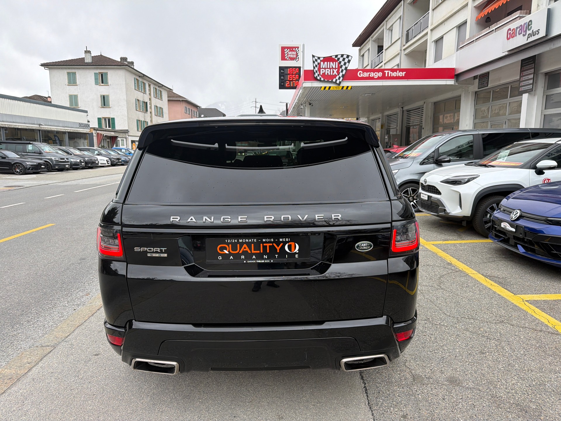 LAND ROVER Range Rover Sport 3.0 SDV6 HSE Automatic-image-3