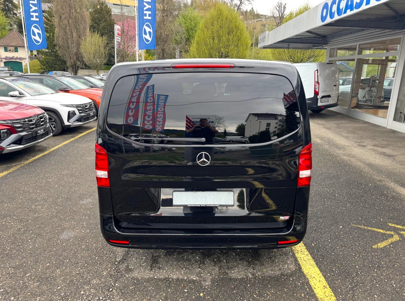 MERCEDES-BENZ Vito 116 CDI Lang Select Tourer 4Matic 9G-Tronic-image-18