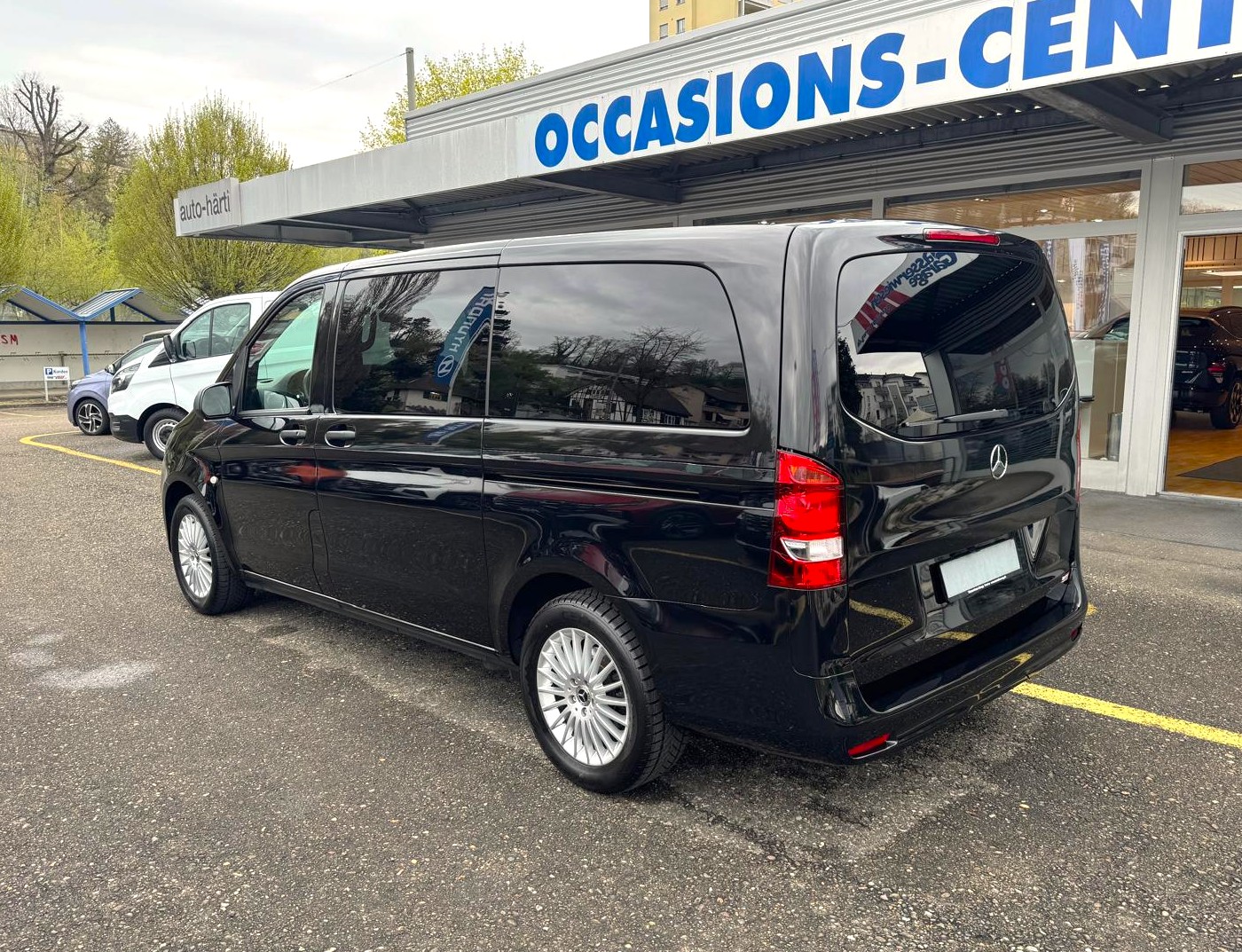 MERCEDES-BENZ Vito 116 CDI Lang Select Tourer 4Matic 9G-Tronic-image-17