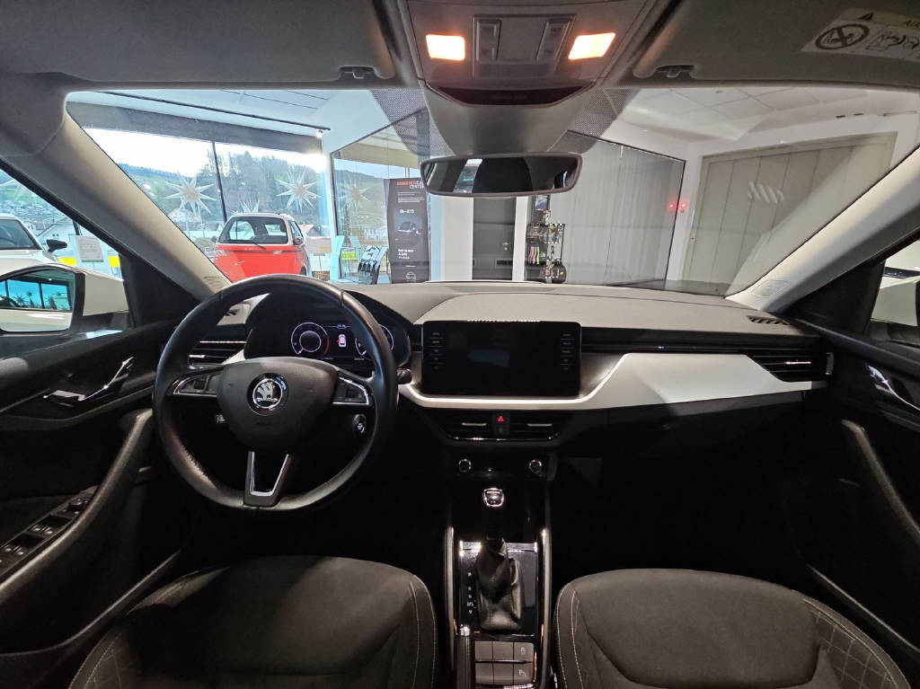 SKODA Kamiq 1.5 TSI Style DSG-image-8