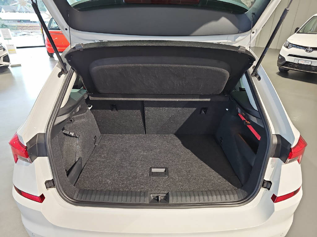 SKODA Kamiq 1.5 TSI Style DSG-image-4