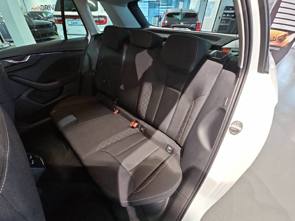 SKODA Kamiq 1.5 TSI Style DSG-image-10