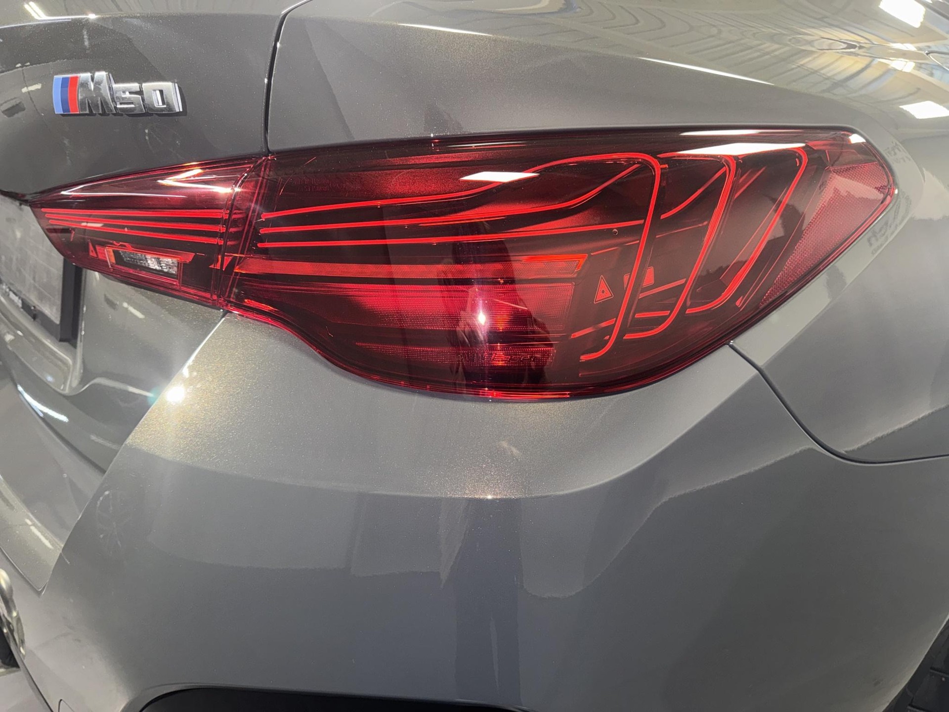 BMW i4 M50-image-5
