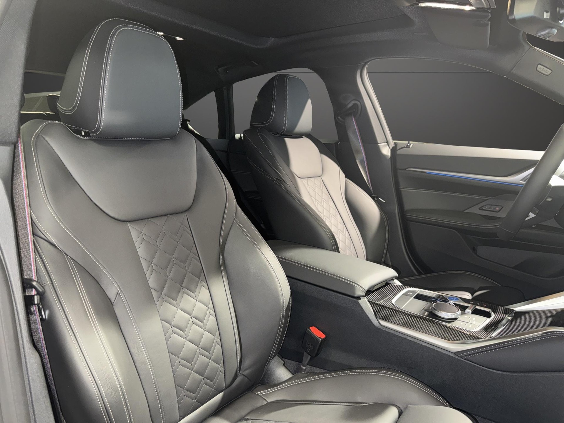 BMW i4 M50-image-17