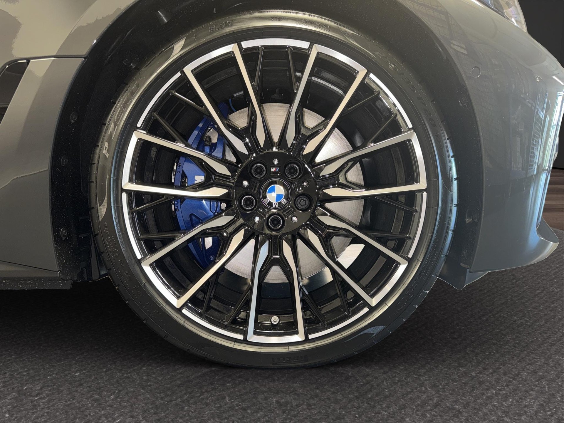 BMW i4 M50-image-14