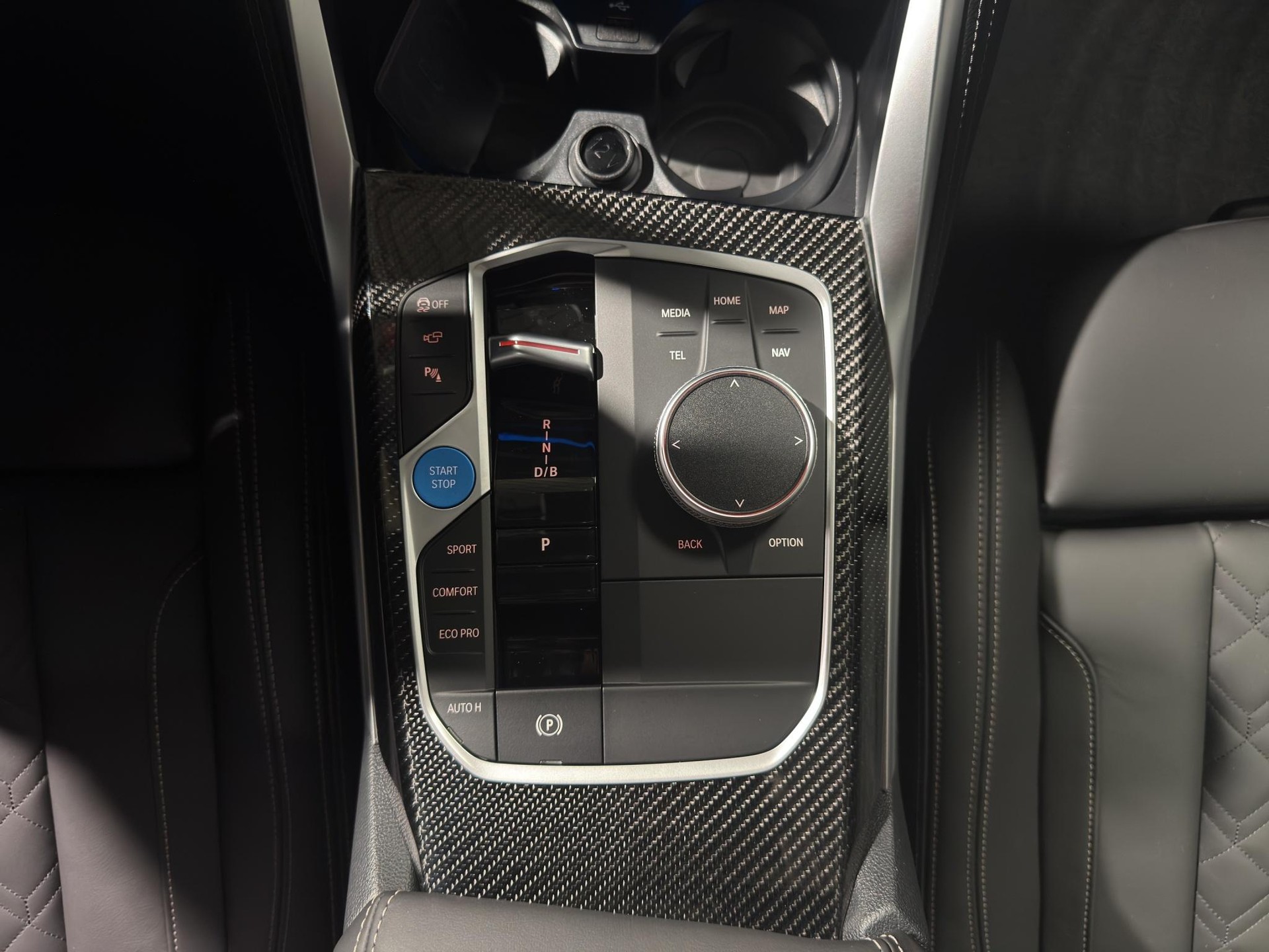 BMW i4 M50-image-10