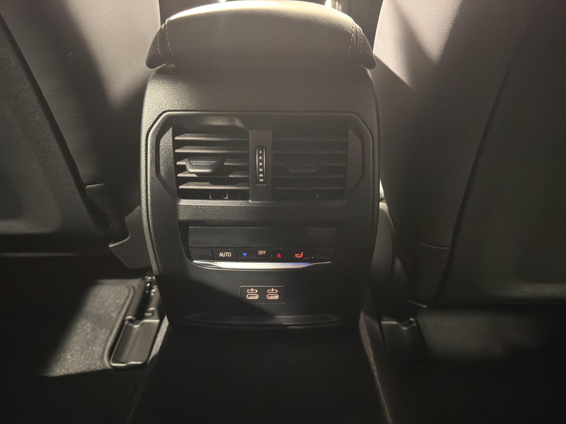 BMW i4 M50-image-9