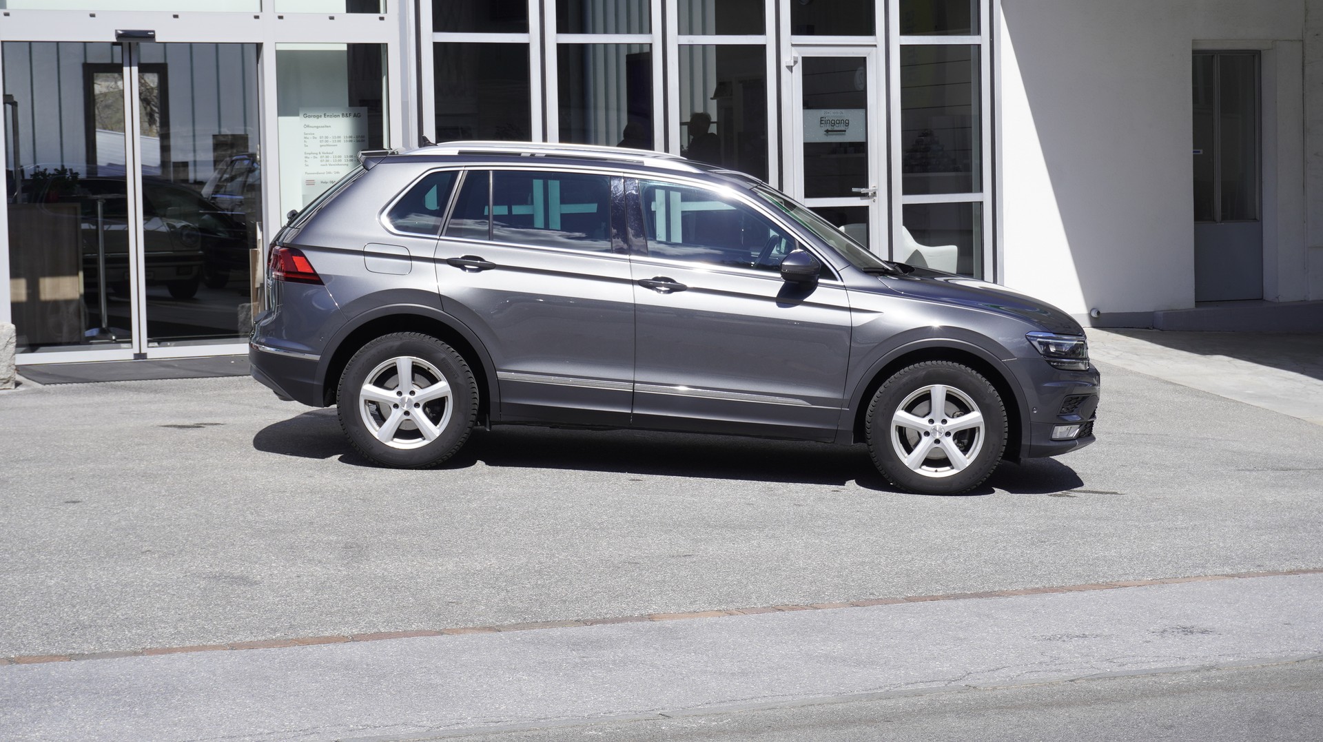 VW Tiguan 2.0 TDI SCR Highline4Motion DSG-image-6
