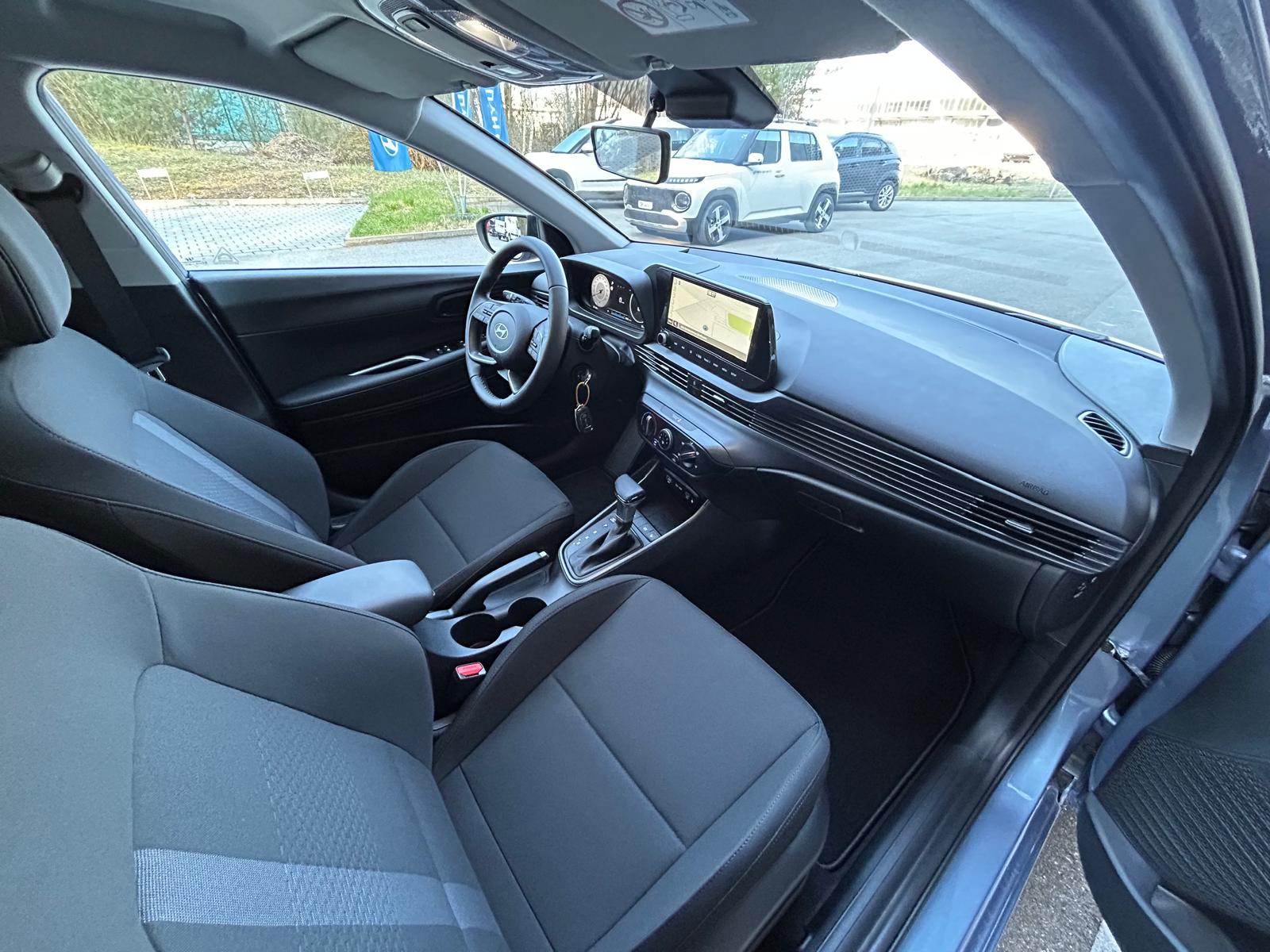 HYUNDAI i20 1.0 T-GDi Amplia DCT-image-8