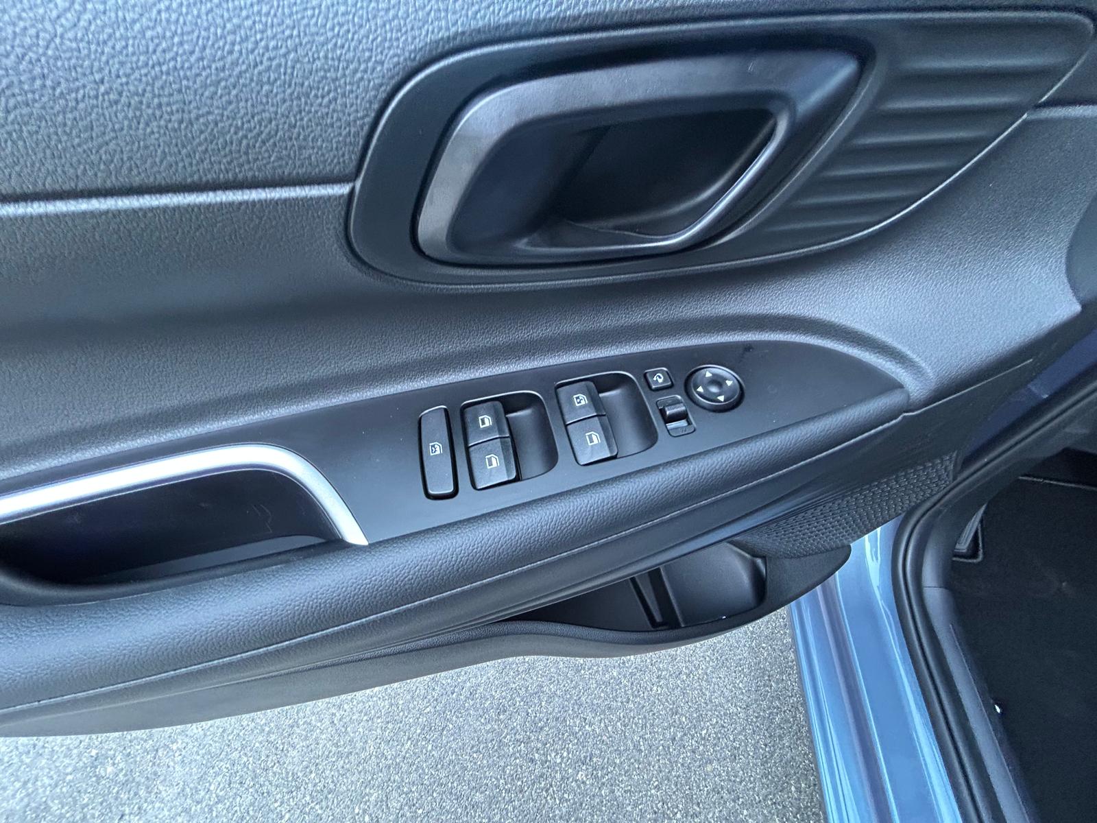 HYUNDAI i20 1.0 T-GDi Amplia DCT-image-10