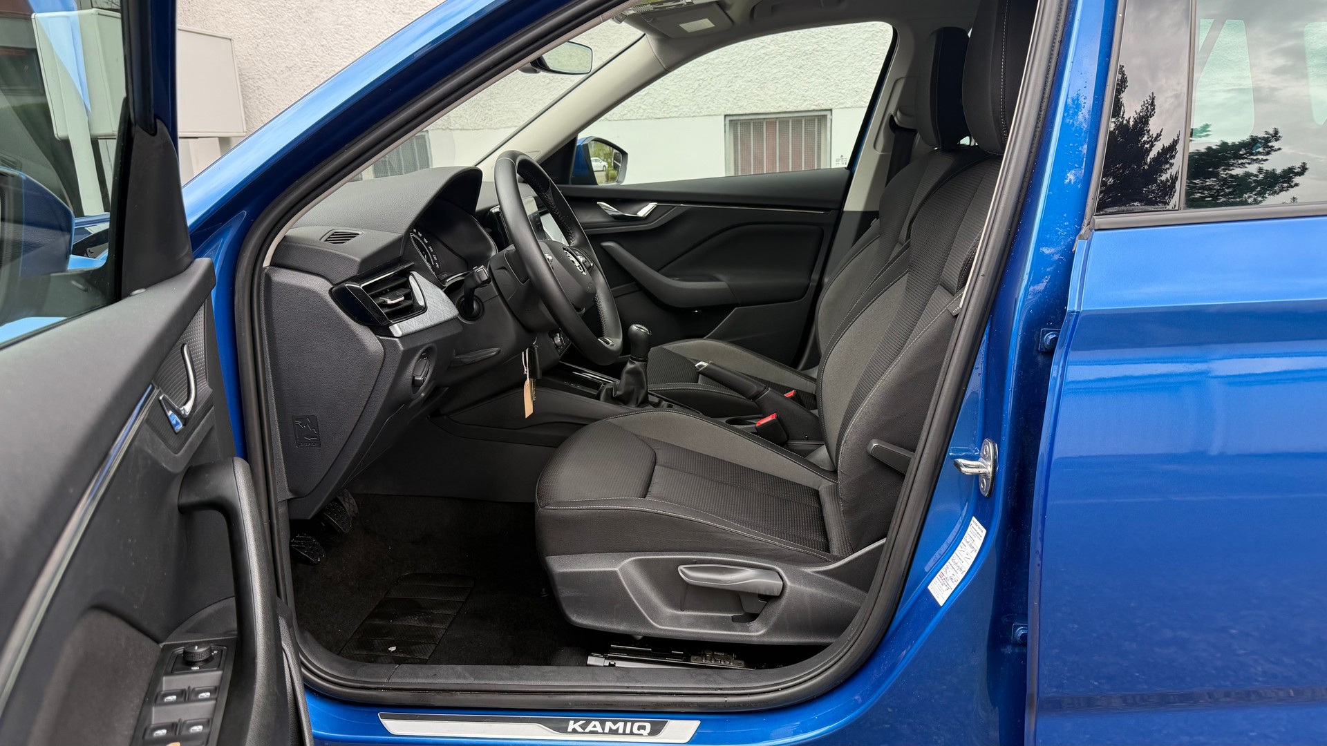 SKODA Kamiq 1.0 TSI Ambition-image-11