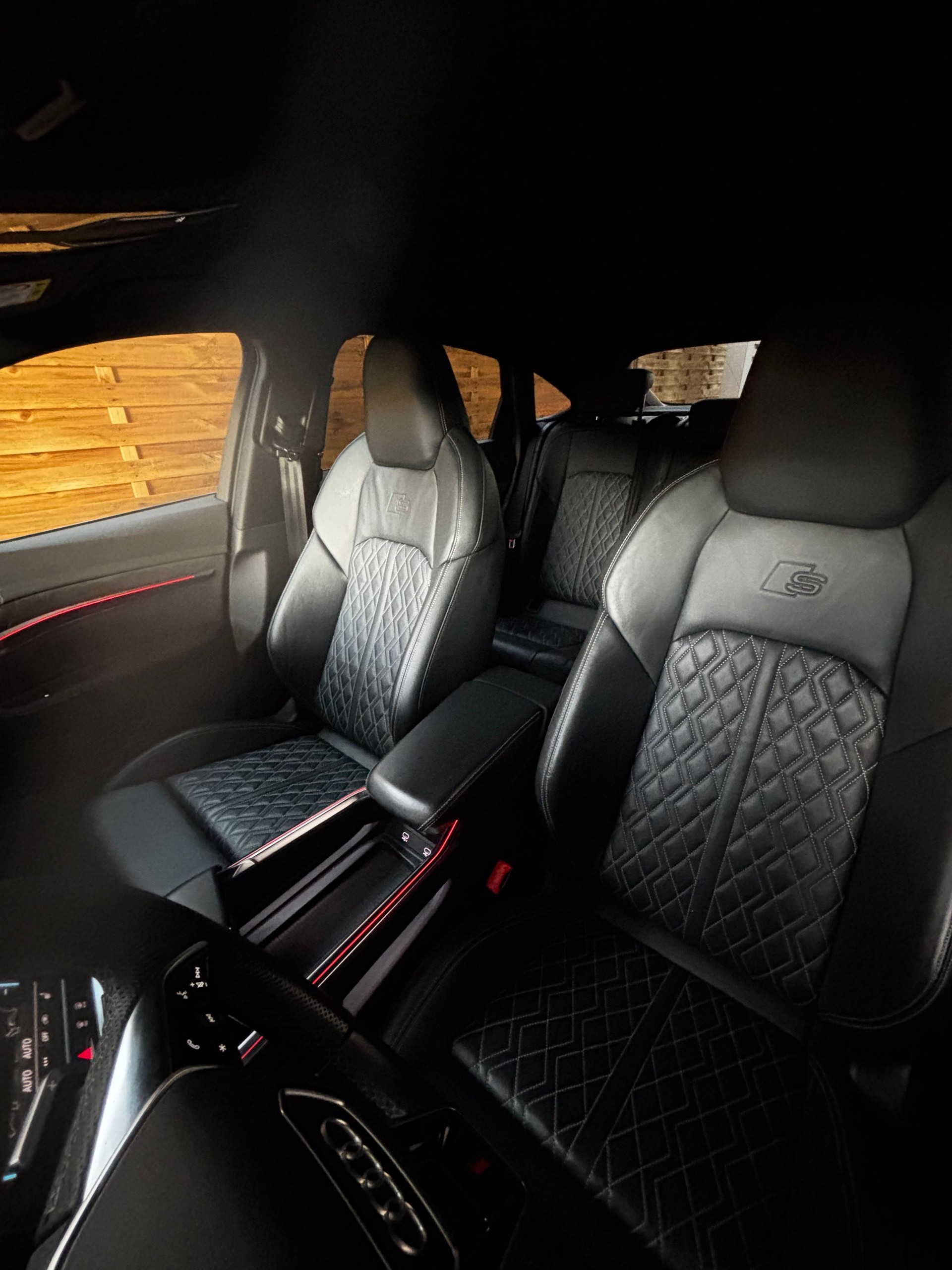 AUDI e-tron 50 Sportback S Line quattro-image-5