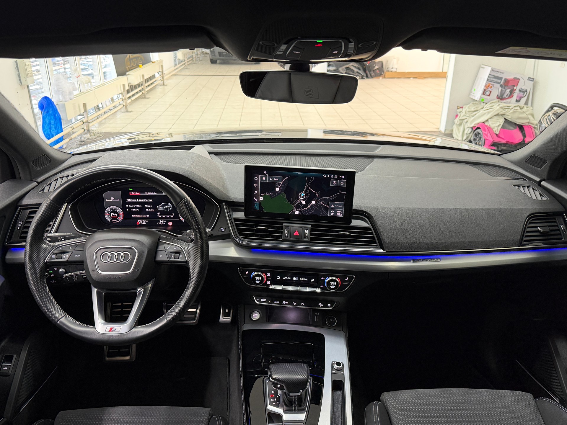 AUDI Q5 Sportback 40 TDI Blackedition quattro S-tronic-image-7