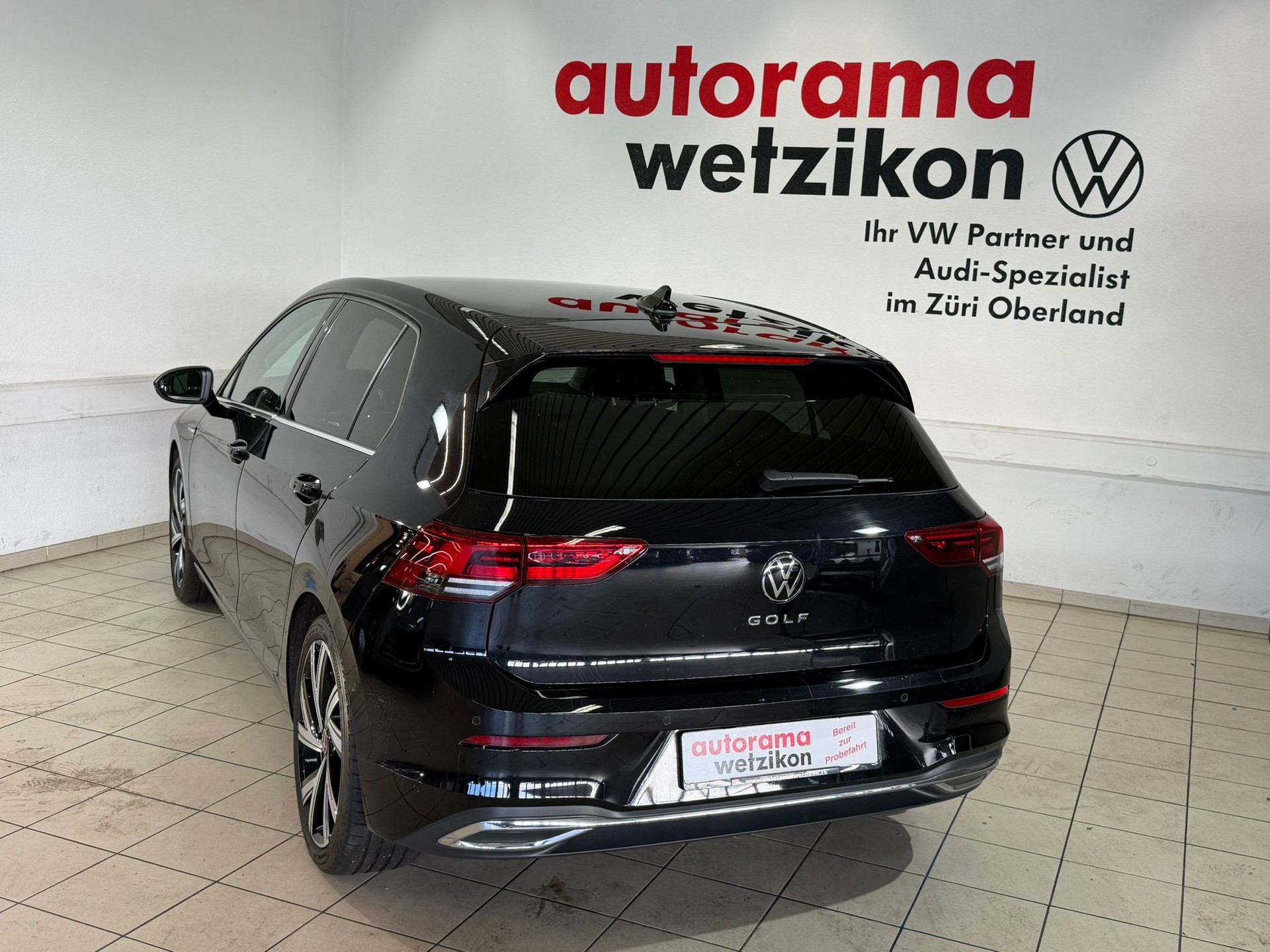 VW Golf 2.0 TSI Style DSG-image-3