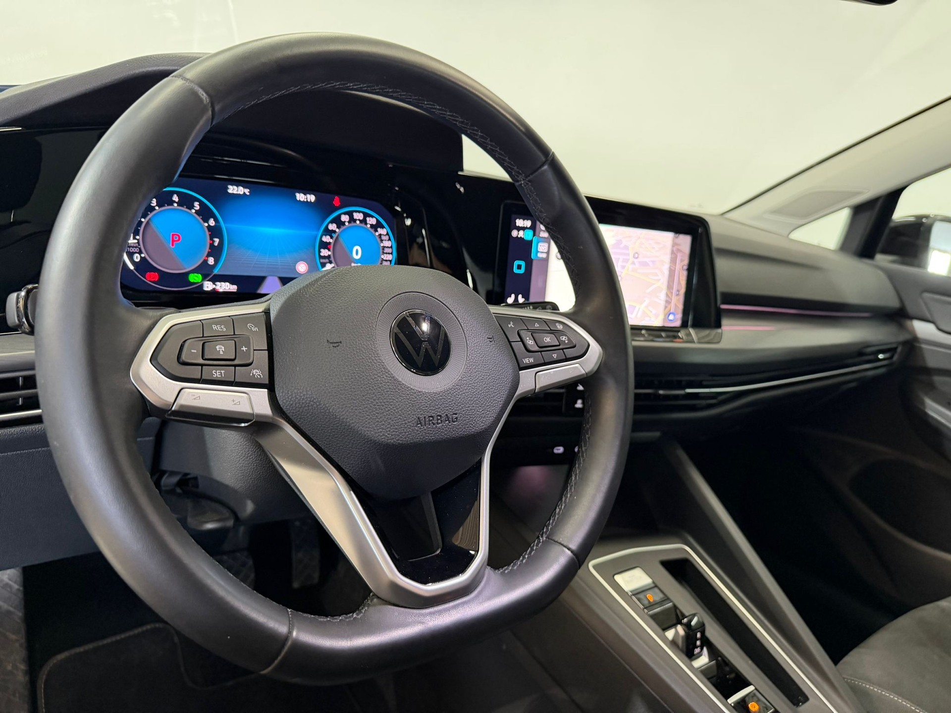 VW Golf 2.0 TSI Style DSG-image-5