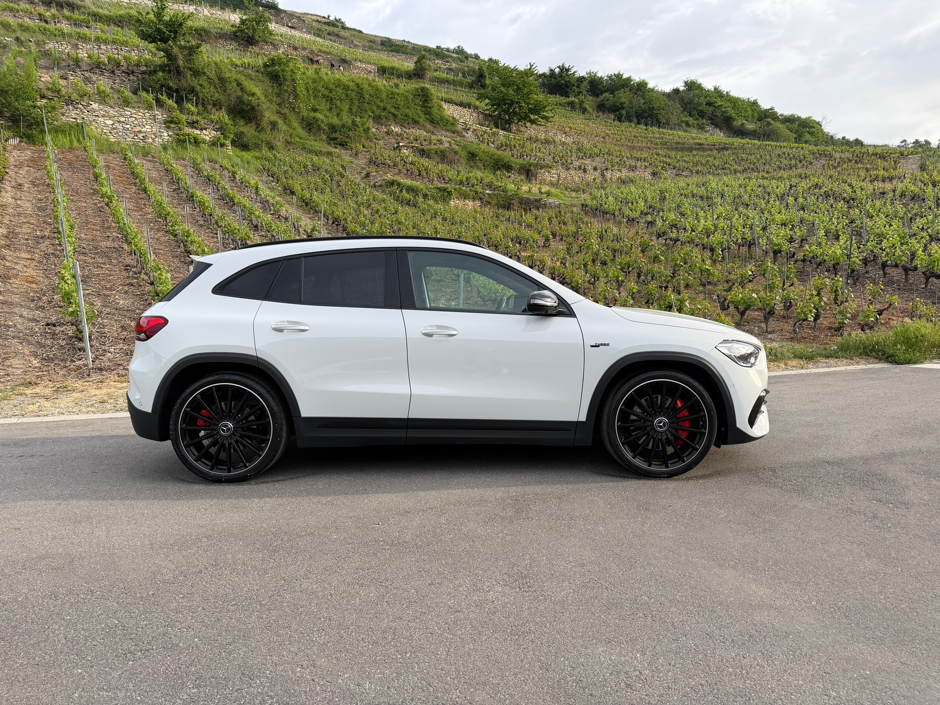 MERCEDES-BENZ GLA 35 AMG 4Matic 8G-Speedshift DCT-image-7