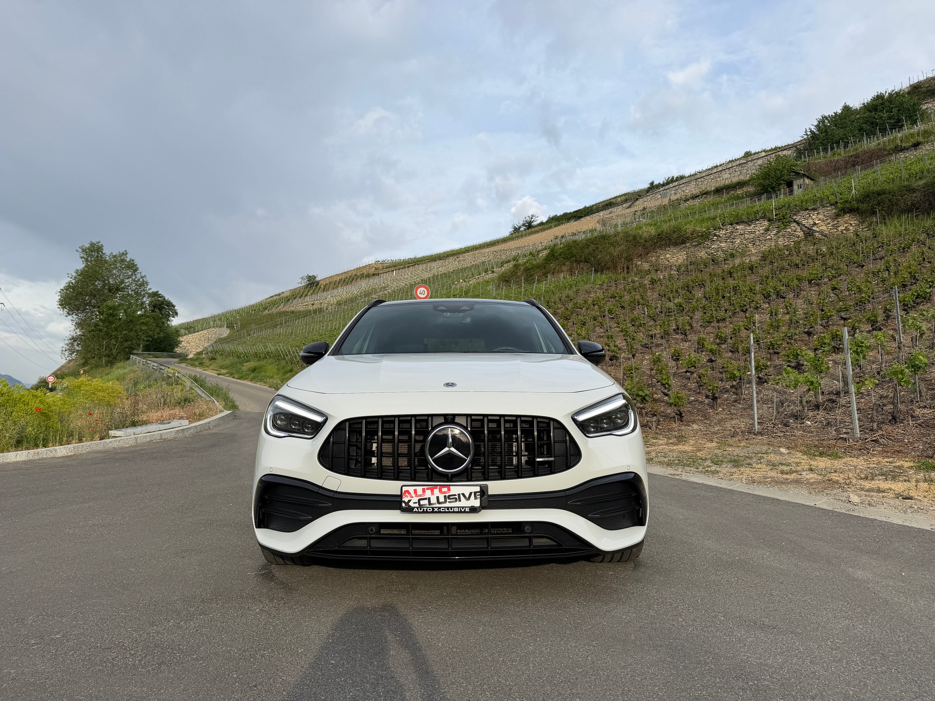 MERCEDES-BENZ GLA 35 AMG 4Matic 8G-Speedshift DCT-image-1