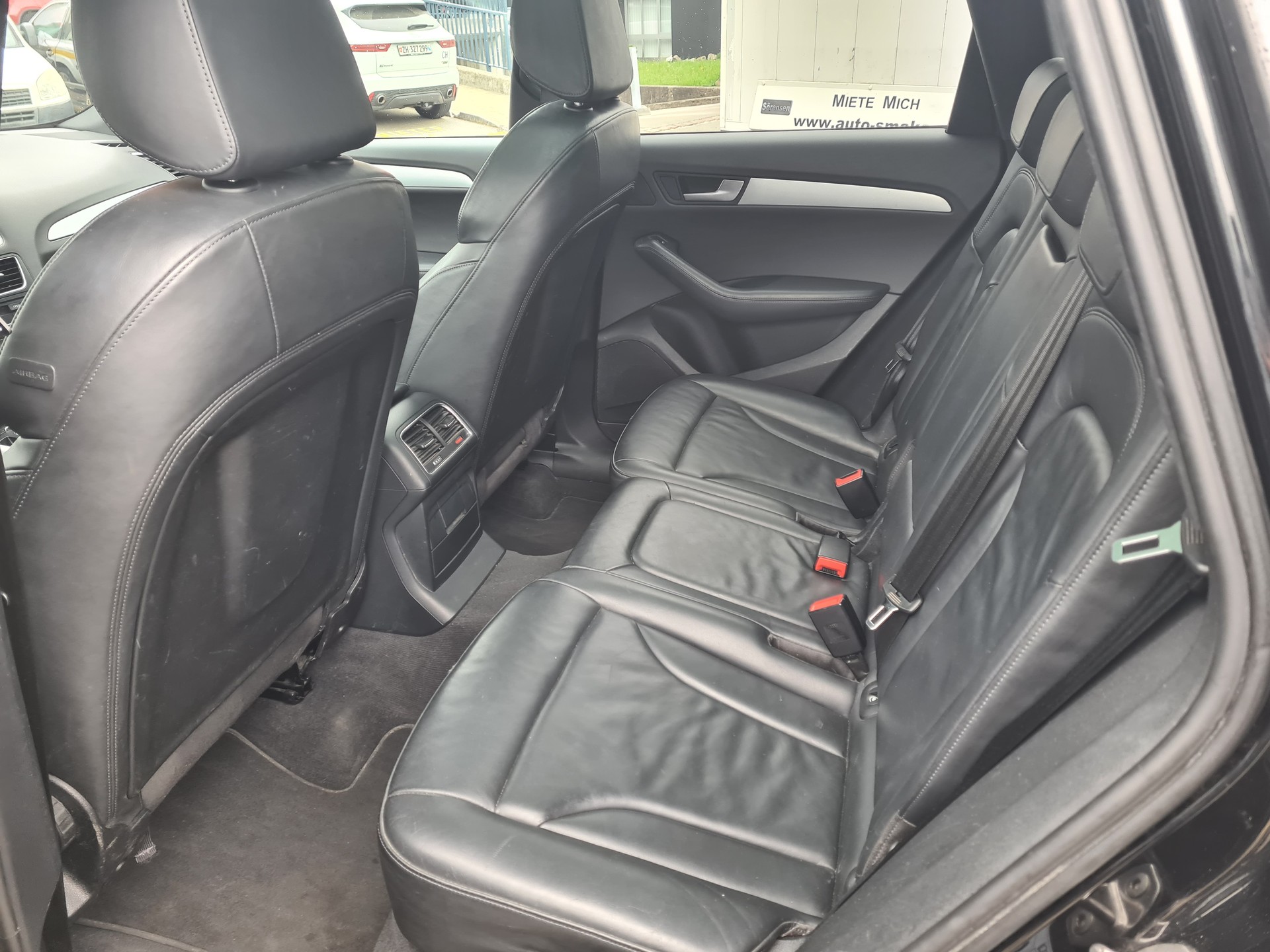AUDI Q5 2.0 TFSI quattro S-tronic-image-6