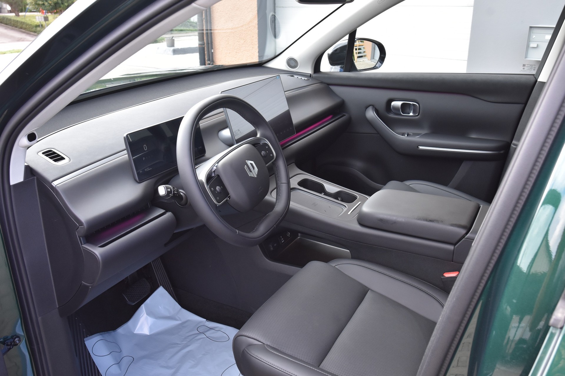 LEAPMOTOR C10 82kWh AWD-image-4