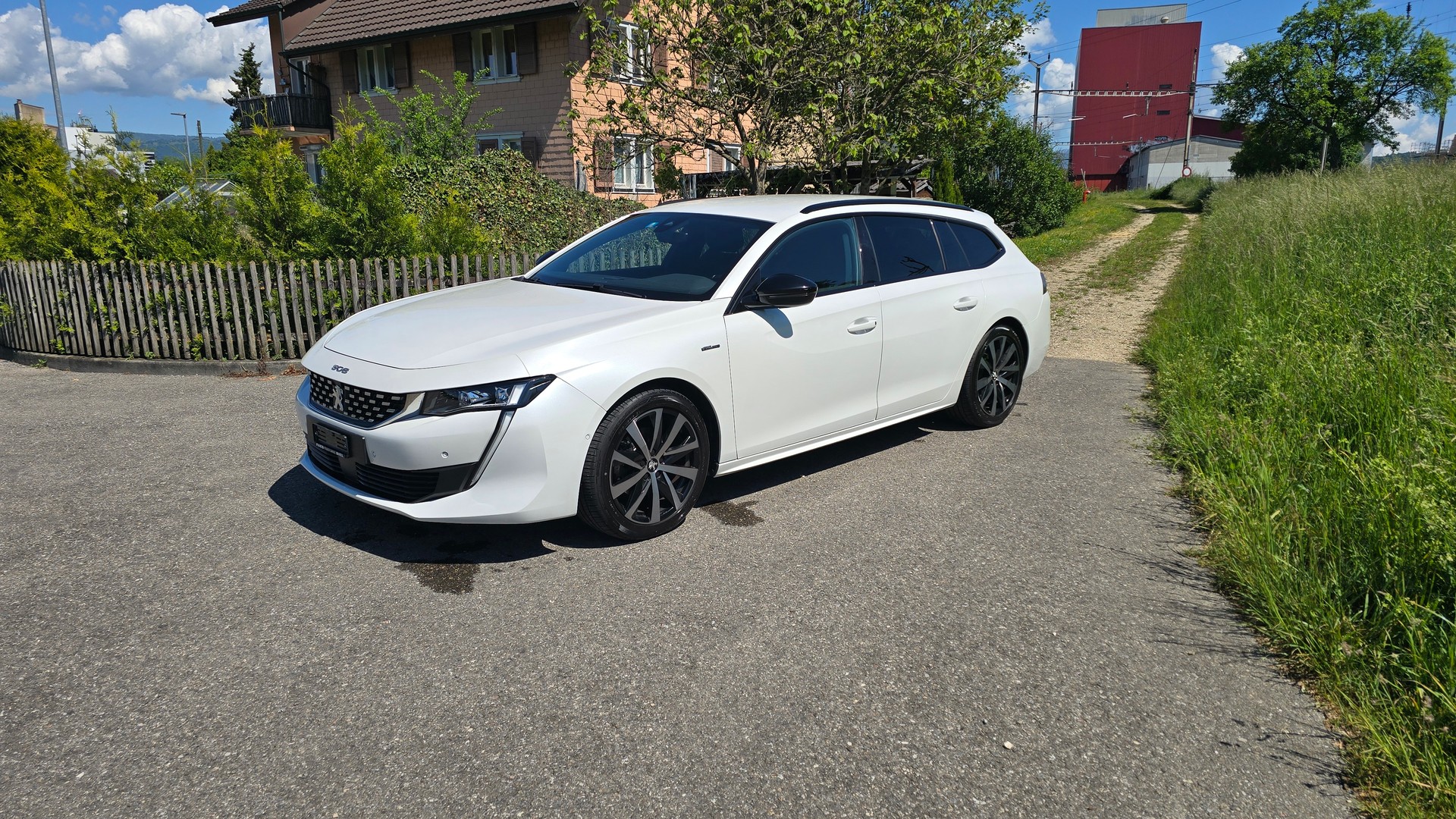 PEUGEOT 508 SW 1.5 Blue HDI GT Line EAT8-image-5