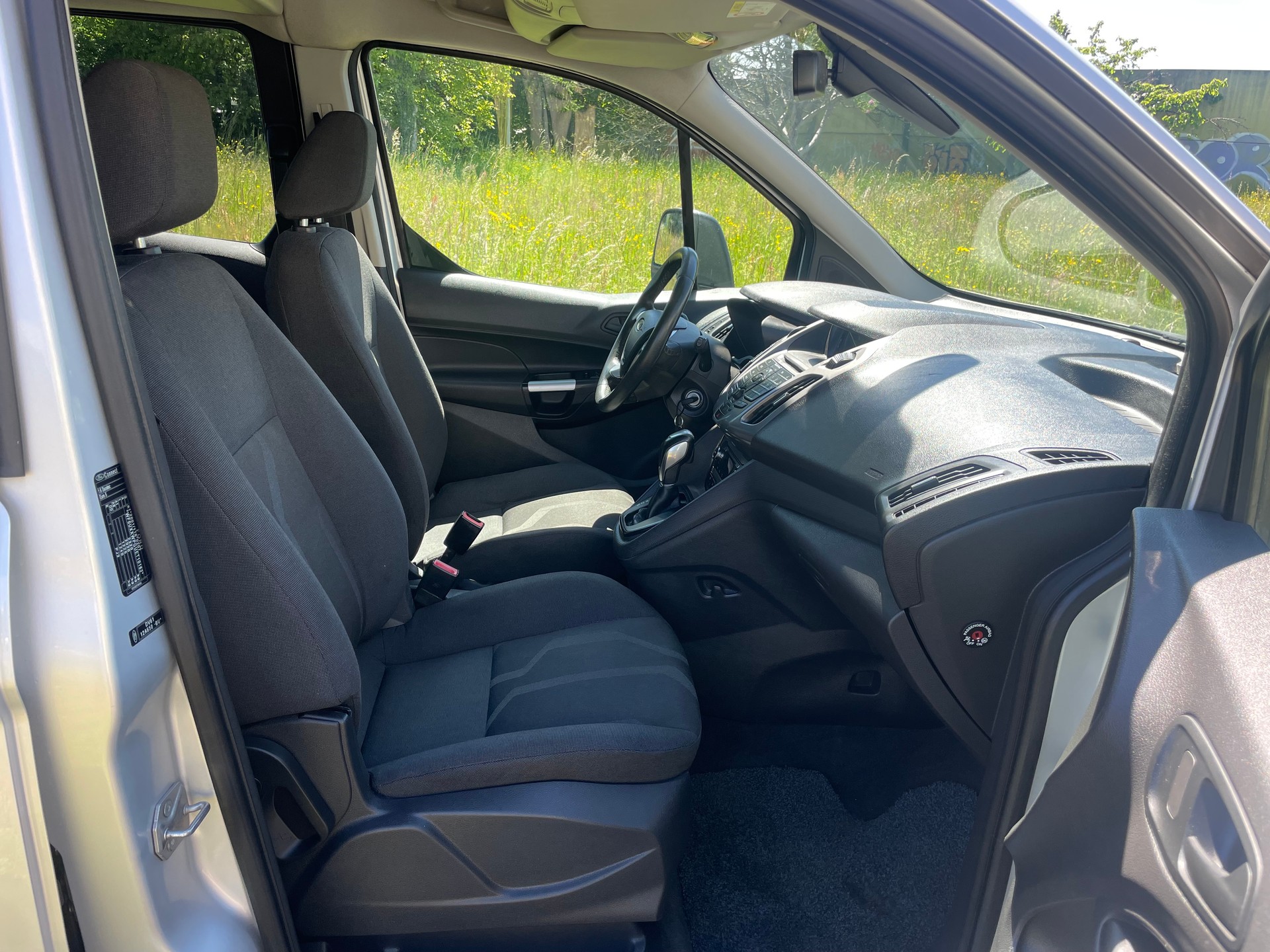 FORD Grand Tourneo Connect 1.6 SCTi Titanium Automatic-image-6