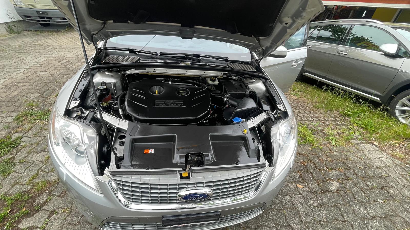 FORD Mondeo 2.0 EcoBoost SCTi TitaniumS PowerShift-image-9
