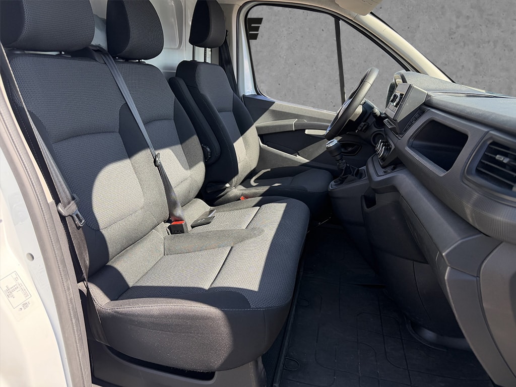 RENAULT Trafic fourg. 2.8 t L1 H1 2.0 dCi Blue 110 Advance-image-11