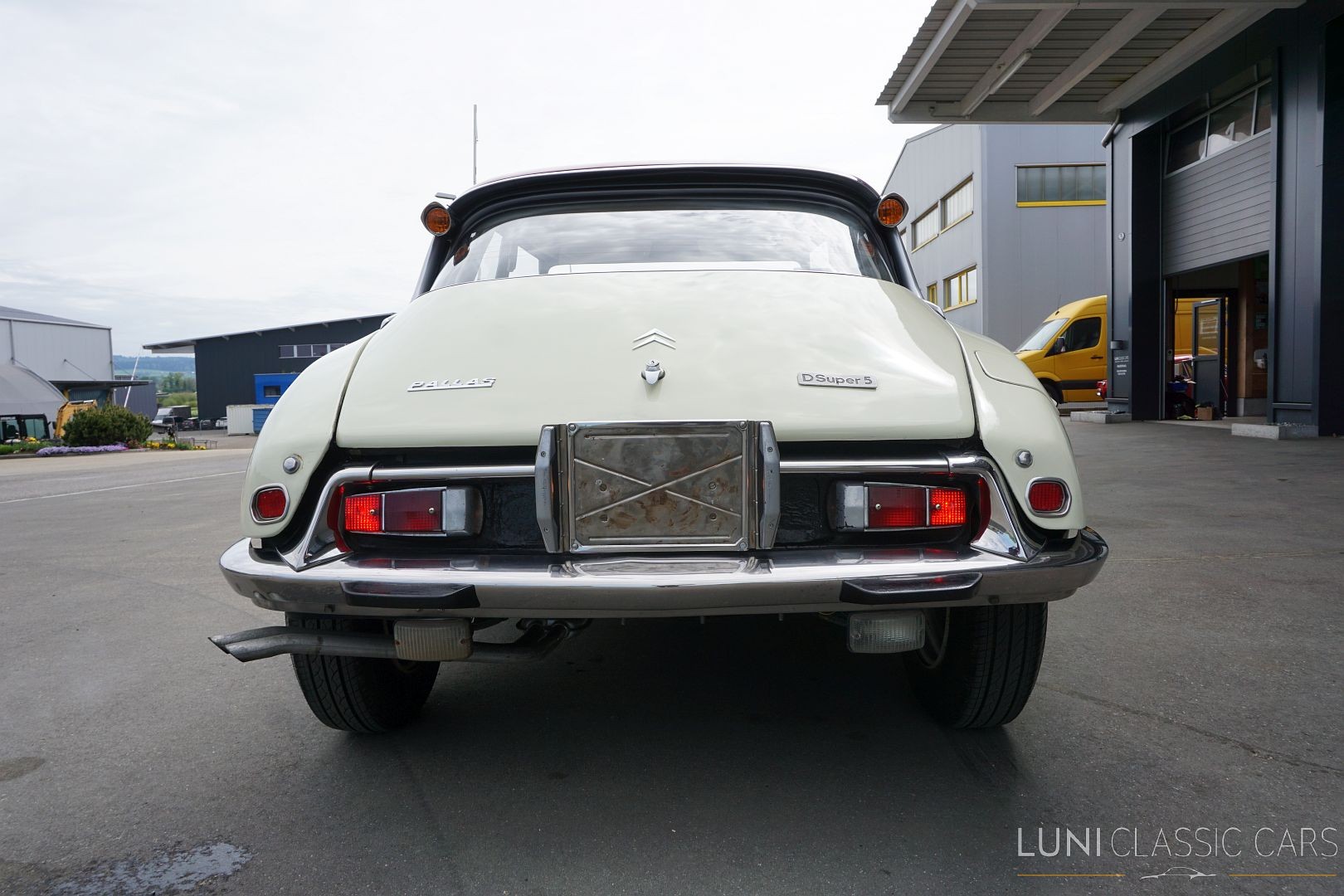 CITROEN D Super 5-image-6
