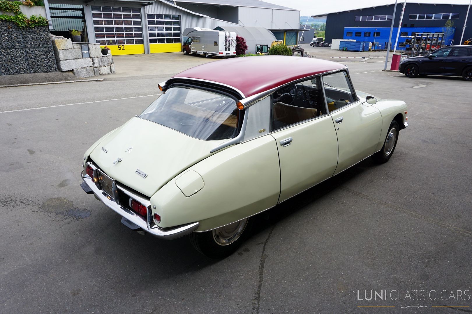 CITROEN D Super 5-image-7