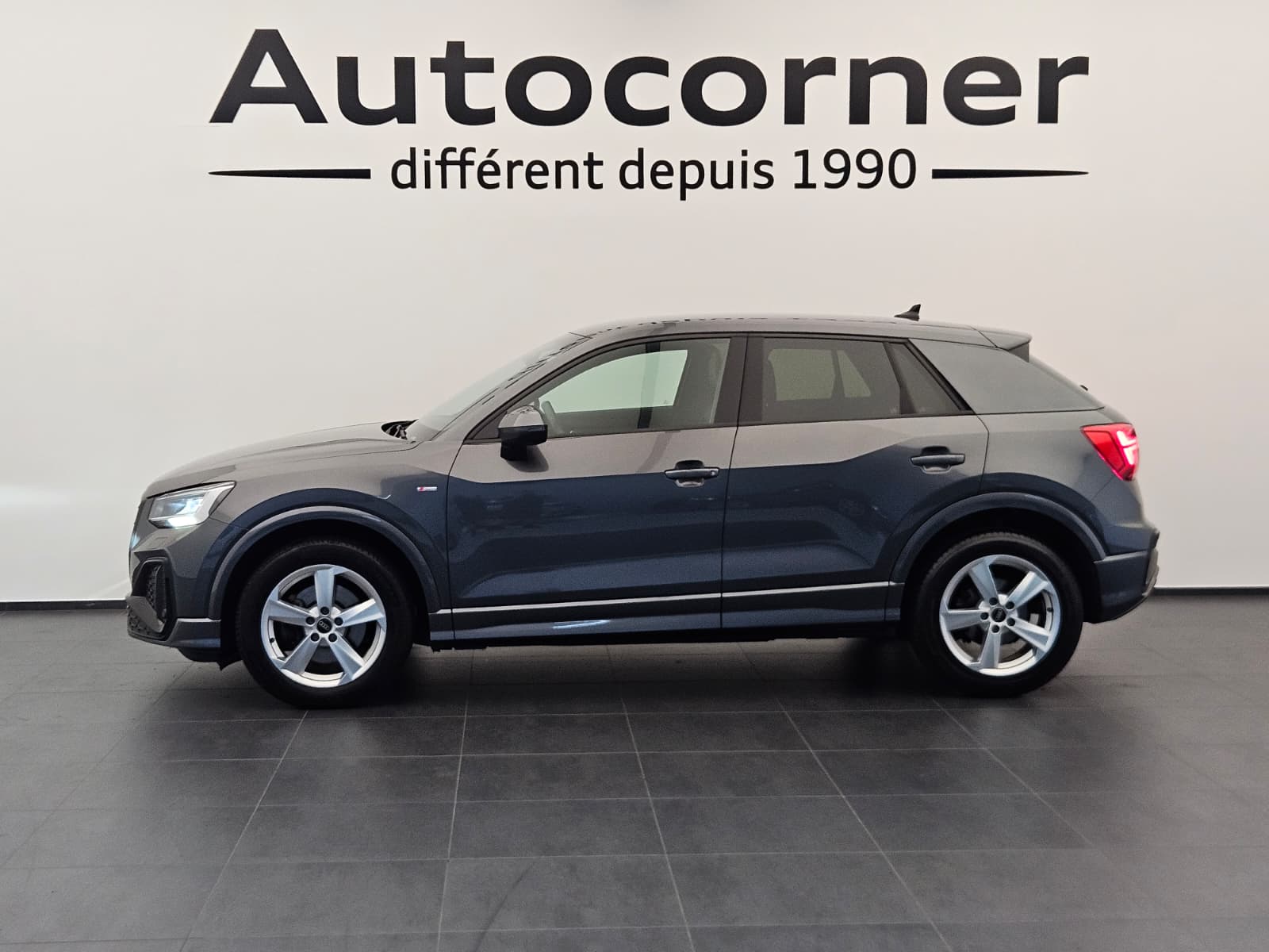 AUDI Q2 40 TFSI S line Attraction quattro S-tronic-image-1
