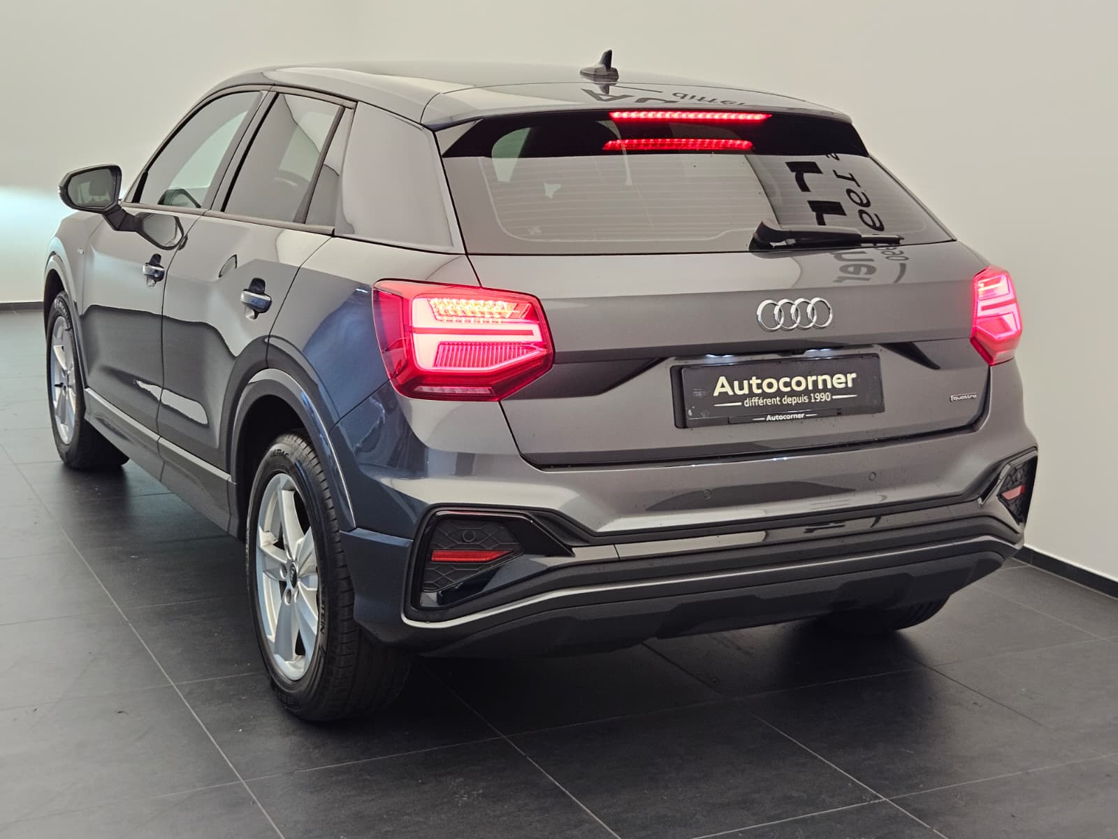 AUDI Q2 40 TFSI S line Attraction quattro S-tronic-image-8
