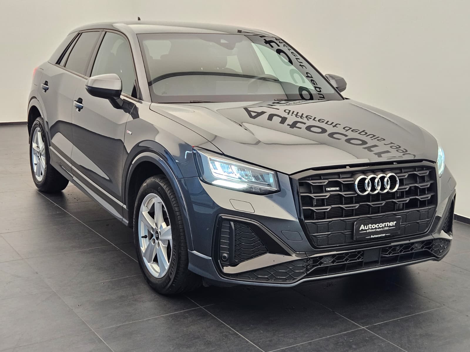 AUDI Q2 40 TFSI S line Attraction quattro S-tronic-image-4