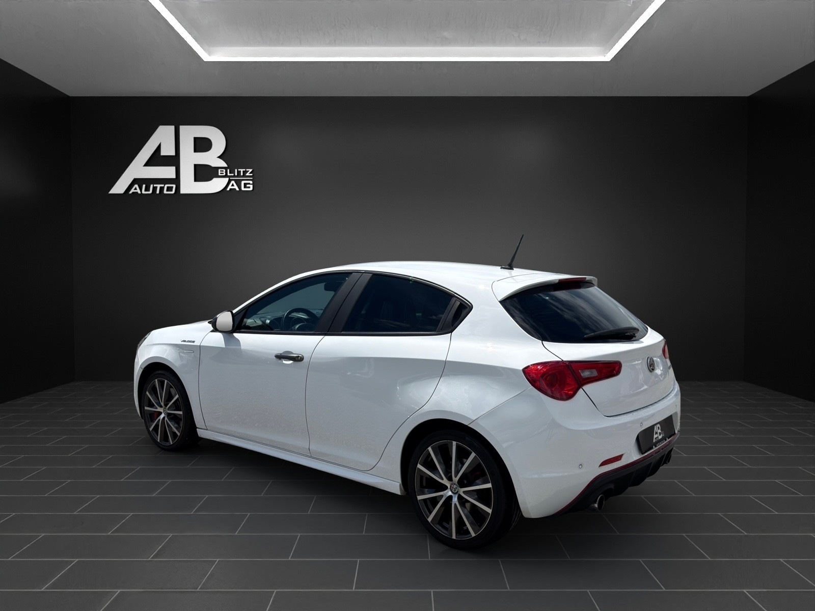 ALFA ROMEO Giulietta 1750 TBi Veloce TCT mit 241 PS-showroom-element-2