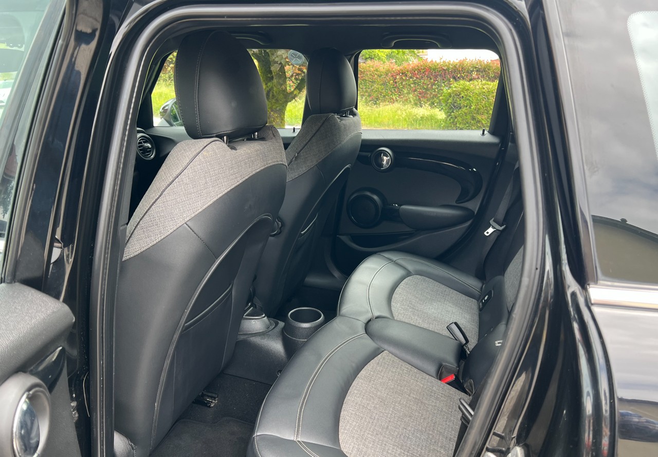 MINI Cooper-image-8