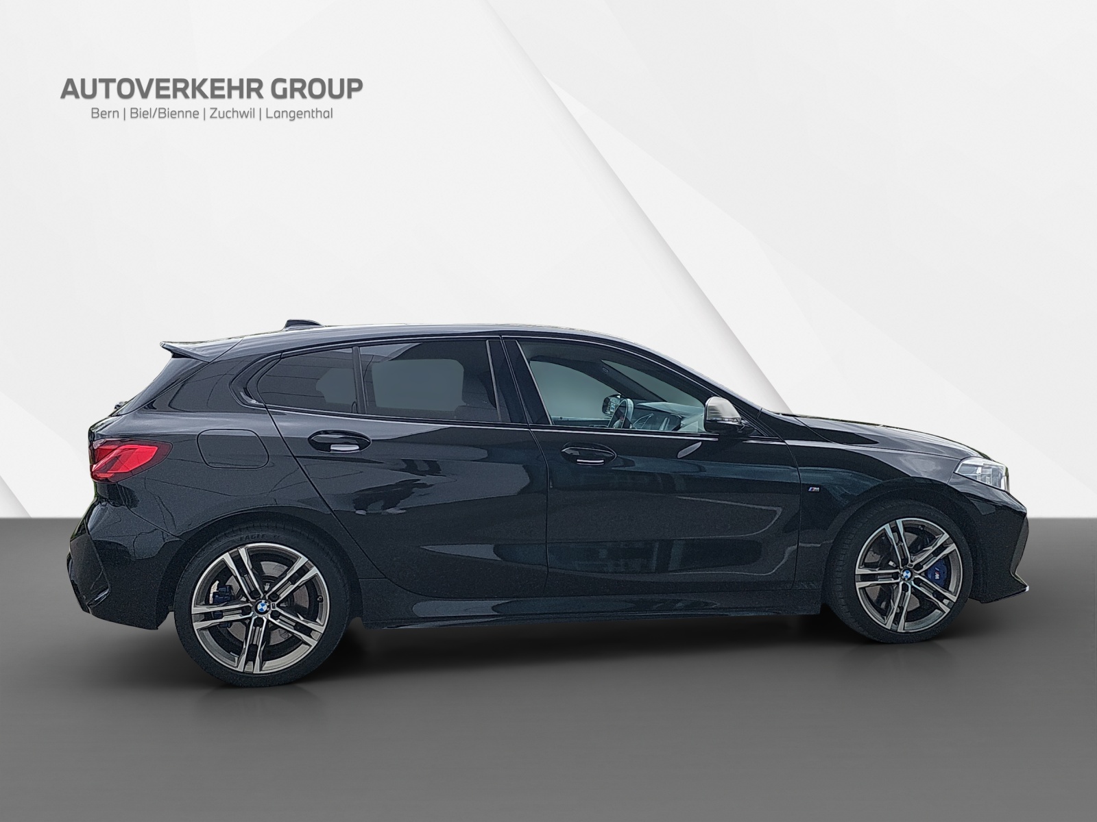 BMW M135i xDrive-image-6