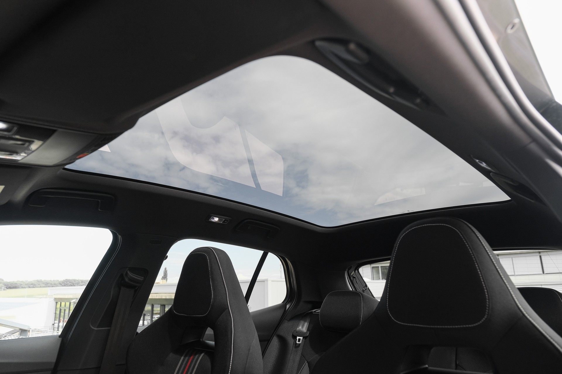 SKODA Fabia 1.5 TSI Monte Carlo DSG-image-21